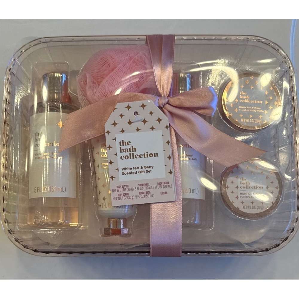 The Bath Collection White Tea and Berry Scented 6 Piece Spa Gift Set in Basket